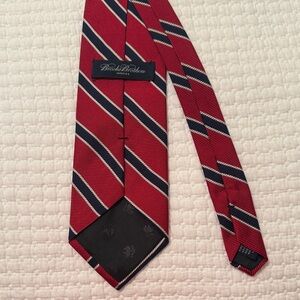 Brooks Brothers Makers Classic Red and Navy Blue Striped Silk Tie